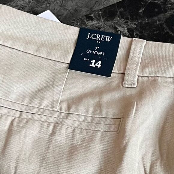 J Crew Plus Size 14 Chino 7" Short Women's Classic 100% Cotton Beach Khaki $59 - Picture 2 of 9